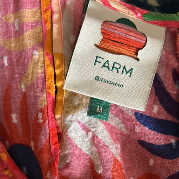 Colorful Ruffled Women's Top - Picture 7 of 9